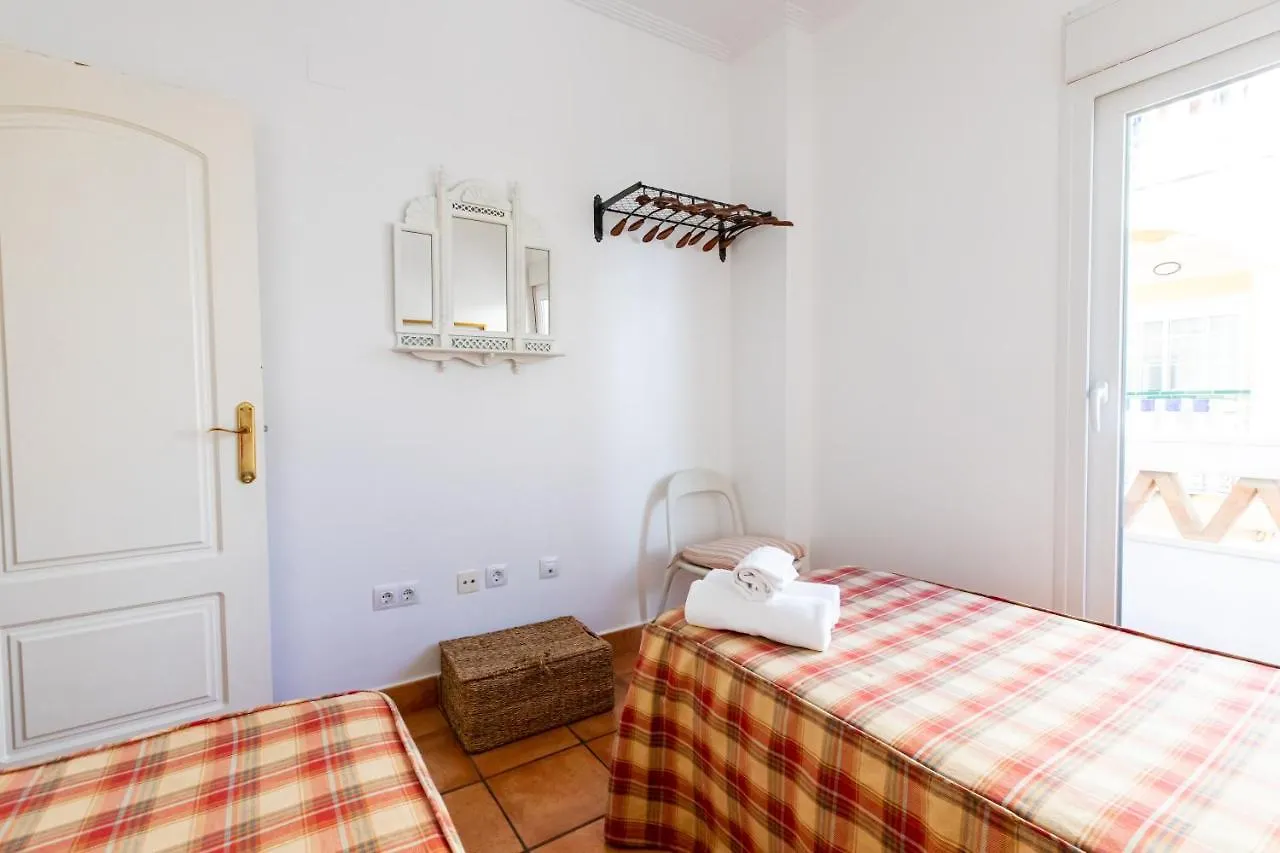 Centrico Apartamento De 3 Dormitorios En Punta Umbría